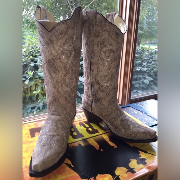NIB Sz9.5 LANE beige stitching boots women's